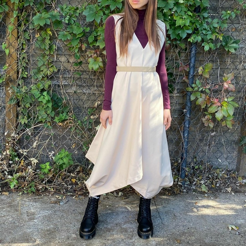 BUrban Ponte Triangle V Neck Maxi Dress Cream